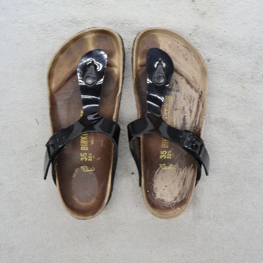 Birkenstock Women 4 EU35 Sandals Black Gizeh Patent Birko-Flor Cork Thong READ